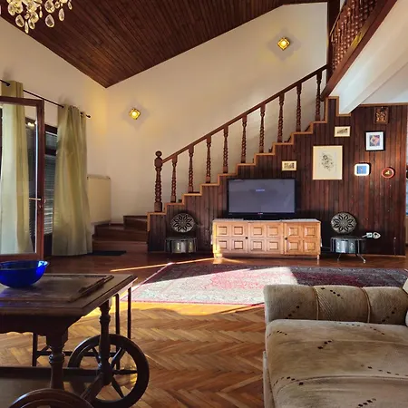 Old Captain's Retreat - Happy Apartment